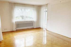 Ein- bis Zweifamilienhaus
mit Garage und Werkstatt
in Neu-Ulm/Reutti – Die vollständige Adresse der Immobilie erhältst du vom Anbieter., 89233 Neu-Ulm – Vorschaubild 9