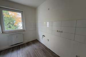 Frisch renoviert & bezugsfertig: Traumhafte 3-Raum-Wohnung wartet auf Sie! – Heibauerfeld 3, 45327 Katernberg, Essen – Vorschaubild 5