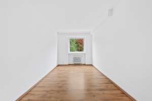 Charmante 3 Zimmer - Eigentumswohnung mit Südbalkon und Blick ins Grüne – bezugsfrei und modernis... – Die vollständige Adresse der Immobilie erhältst du vom Anbieter., 22149 Rahlstedt, Hamburg – Vorschaubild 4
