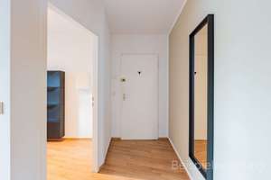 3-4 Zimmerwohnung mit Balkon und eigenem Park in Lichterfelde-West (provisionsfrei) – Drakestraße 77b, 12205 Lichterfelde, Berlin – Vorschaubild 4