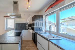 Moderne Doppelhaushälfte in Burglengenfeld – Burgblick, 2 Terrassen, Garage & zentrale Lage! – Die vollständige Adresse der Immobilie erhältst du vom Anbieter., 93133 Burglengenfeld – Vorschaubild 23