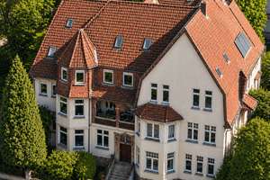 Historische Stadtvilla–großzügige Altbauwohnung mit Designerküche und außergewöhnlichem Raumangebot – 30419 Herrenhausen, Hannover – Vorschaubild 2