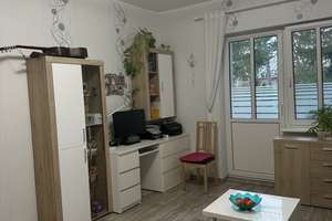 Möblierte 2-Zimmer Wohnung im EG mit Balkon in Adlershof – Die vollständige Adresse der Immobilie erhältst du vom Anbieter., 12489 Adlershof, Berlin – Vorschaubild 1