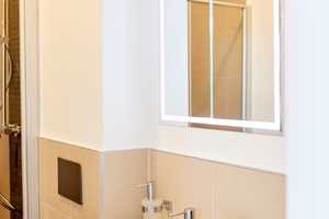 Möbliertes 2 Zi. -Apartment mit Balkon, Klimaanlage, Nebenkosten alles inklusive – Gertrudisplatz 1, 40229 Düsseldorf – Vorschaubild 34