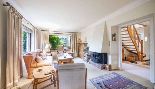 Bild von Haus mit Herz & Potenzial.