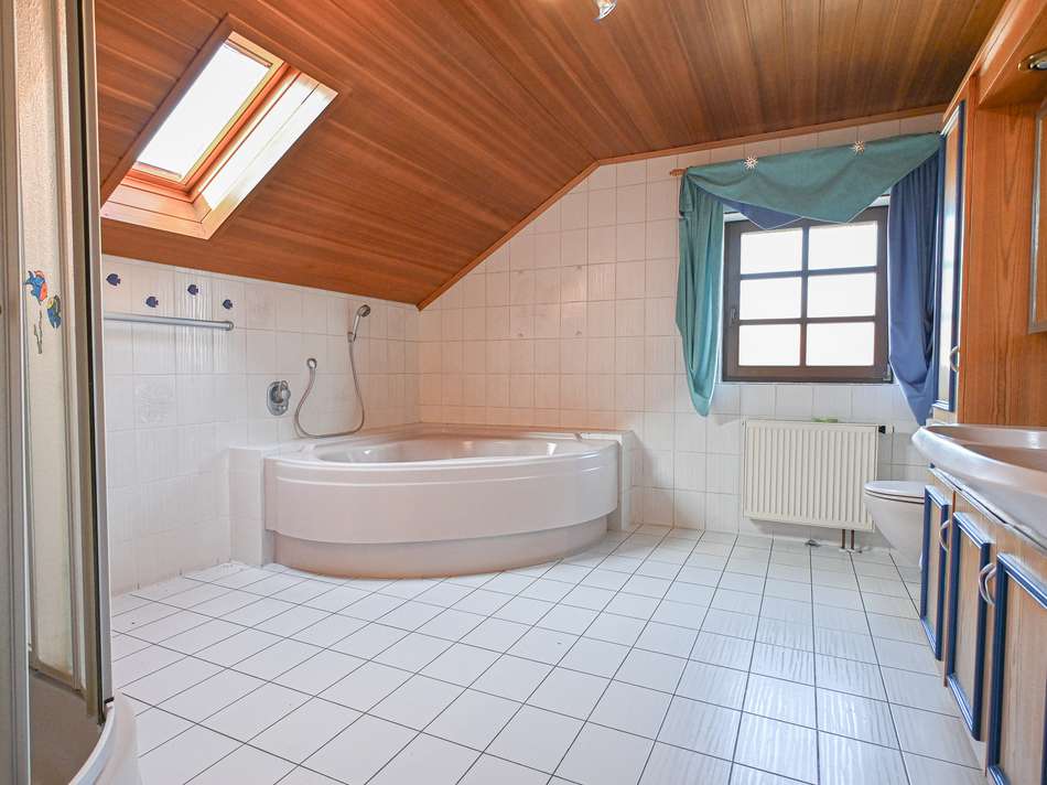 Badezimmer DG