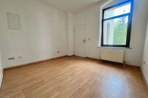 Aktuell in RENOVIERUNG -- Familien-Whg. mit 2 Bädern & Balkon !! – Barbarossastraße 23, 9112 Kaßberg, Chemnitz – Vorschaubild 7