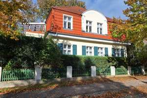 freie Wohnungen - Villa / 3-Familien-Haus mit Garten kurz vor der Insel Usedom – Die vollständige Adresse der Immobilie erhältst du vom Anbieter., 17438 Wolgast – Vorschaubild 2