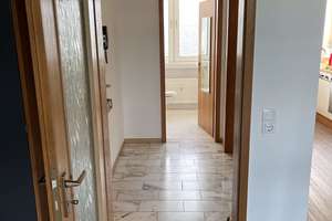 Großzügige  1 Zimmer-Wohnung mit großem, überdachtem Balkon und EBK in Düsseldorf – Friedrich-Lau-Straße 18, 40474 Golzheim, Düsseldorf – Vorschaubild 4