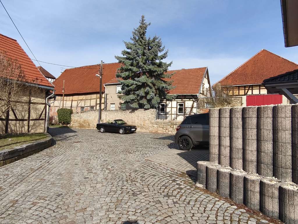 Immobilie in Döllstädt - Modernes Zweifamilienhaus (Baujahr 2014) mit Balkon und Terrasse – hochwertige Kapitalanlage oder id - Bild 1