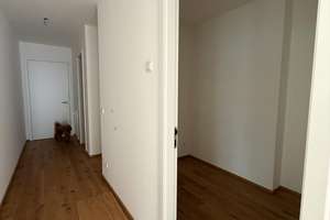 Obermenzing; Erstbezug, elegante und hochwertige 3-Zi.-Whg. mit Balkon und TG in exklusiver – Gustav-Meyrink-Straße 7, 81245 Obermenzing, München – Vorschaubild 3