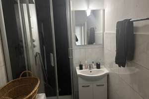 Sofort verfügbare Kapitalanlage: Renoviertes Apartment mit Balkon und Garage – Die vollständige Adresse der Immobilie erhältst du vom Anbieter., 28195 Altstadt, Bremen – Vorschaubild 5