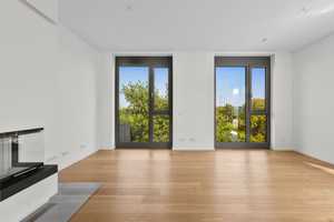 Modernes Penthouse mit Weitblick – 46m² Traumterrasse, Kamin & Blick auf den Fernsehturm – Stallschreiberstrasse 27, 10117 Berlin – Vorschaubild 8