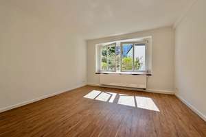 3 Zimmer • zur Miete • mit Balkon • Einbauküche • im Lutherviertel • in Chemnitz • schnell sein! – Die vollständige Adresse der Immobilie erhältst du vom Anbieter., 9126 Lutherviertel, Chemnitz – Vorschaubild 8