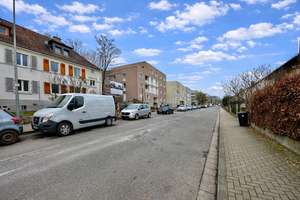 Helle & gepflegte 3 ZKBB in zentraler Lage von Wiesbaden mit Balkon! – Schönaustrasse 19, 65201 Schierstein, Wiesbaden – Vorschaubild 25
