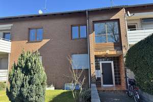 Viel Platz für die Familie: 4 Zimmer, Terrasse und ruhige Lage – Die vollständige Adresse der Immobilie erhältst du vom Anbieter., 31558 Hagenburg – Vorschaubild 4
