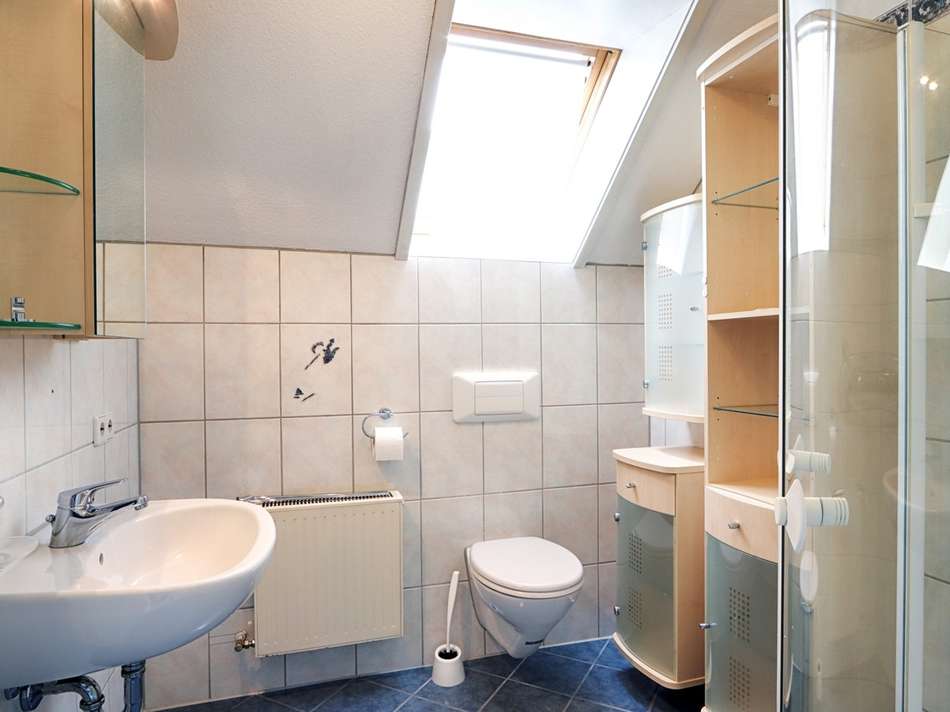 Badezimmer (OG)