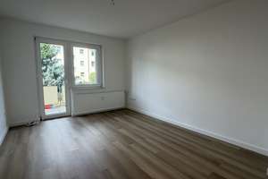 Frisch renovierte 2-Zimmer-Wohnung mit Küche + Balkon in Köln-Wahnheide, bezugsfrei ab sofort – Neue Heide 5, 51147 Wahnheide, Köln – Vorschaubild 4