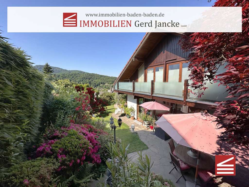 Attraktives Einfamilienhaus mit großem Garten und Doppelgarage in fantastischer Aussichtslage!