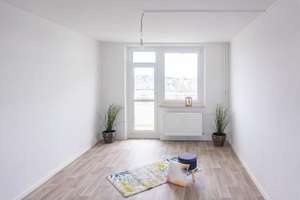 Wunderschöne Familienwohnung mit Balkon – Clausewitzstr. 3, 9130 Yorckgebiet, Chemnitz – Vorschaubild 2