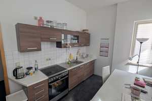 Schöne Wohnung in der Nähe vom Geestemünder Wochenmarkt – Lilienthalstraße 19, 27570 Bremerhaven – Vorschaubild 1