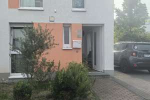 Schönes 6-Zimmer-Reihenendhaus mit EBK und Möbel in Köln Ostheim – Hedwig-Wachenheim-Karree 114, 51107 Ostheim, Köln – Vorschaubild 15