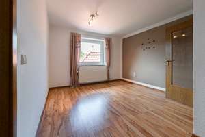 Gepflegtes Ein- oder Zweifamilienhaus mit tollem Garten in ruhiger Familienlage Barsinghausens – Nelkenstr. 8, 30890 Barsinghausen – Vorschaubild 25