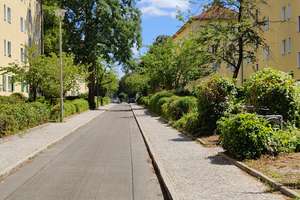 Bezugsfrei ++ Helles, möbliertes Apartment in gepflegtem Altbau ++ Top Lage – Die vollständige Adresse der Immobilie erhältst du vom Anbieter., 10437 Prenzlauer Berg, Berlin – Vorschaubild 18
