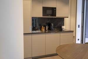 FOUR: Vollmöbliertes City-Apartment – 60315 Innenstadt, Frankfurt am Main – Vorschaubild 4