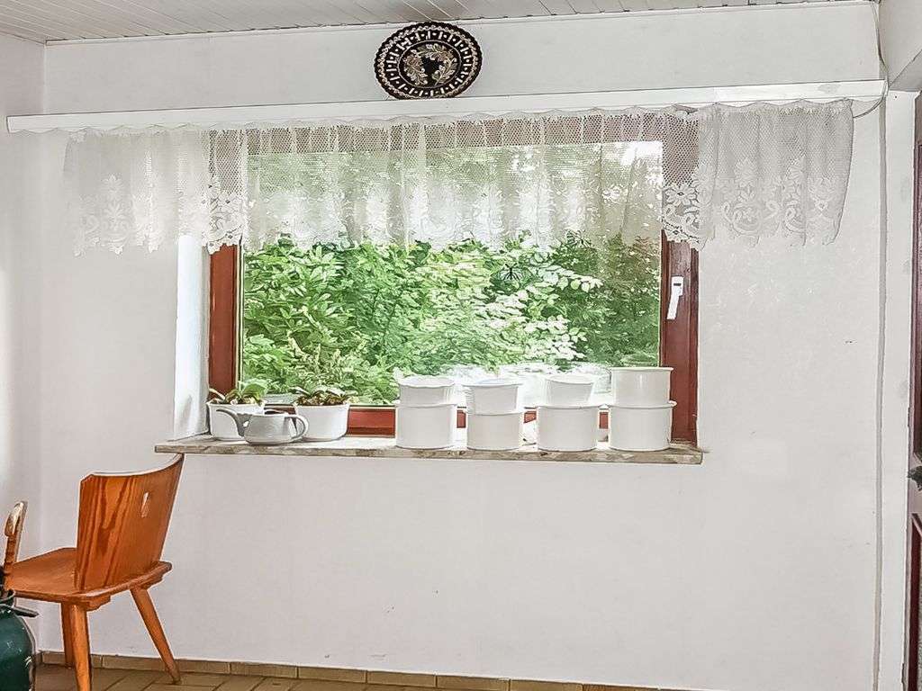 Immobilie in Meldorf - TOP-Lage: Renovierungsbedürftiges Einfamilienhaus mit Garage auf großem Grundstück in Meldorf - Bild 4