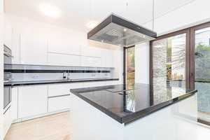 Moderne und hochwertige Stadtvilla im Bauhaus-Stil mit PV-Anlage und Speicher (Tesla Powerwall) – Dahme-Spreewald (Kreis) – Vorschaubild 7