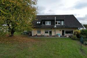 Mehrfamilienhaus mit Doppelgarage in Beverungen-Blankenau – Die vollständige Adresse der Immobilie erhältst du vom Anbieter., 37688 Beverungen – Vorschaubild 3