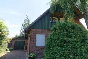 Innerstädtisches Einfamilienhaus mit Einliegerwohnung und Garage zu verkaufen! – Die vollständige Adresse der Immobilie erhältst du vom Anbieter., 25524 Itzehoe – Vorschaubild 2