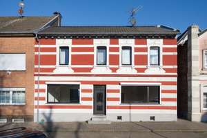 Modernisiertes Stadthaus mit Innenhof und sicherer Perspektive im Ortskern von Gangelt! – Die vollständige Adresse der Immobilie erhältst du vom Anbieter., 52538 Gangelt – Vorschaubild 1