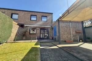 Doppelhaushälfte mit Garage und Carport – Die vollständige Adresse der Immobilie erhältst du vom Anbieter., 46397 Bocholt – Vorschaubild 2