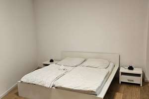 Stilvolle, vollständig renovierte und möbelierte 2-Zimmer-Wohnung mit Einbauküche in Nürnberg – Schwabenstr. 51, 90459 Gugelstraße, Nürnberg – Vorschaubild 4