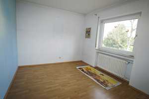 Schönes Reihenendhaus mit tollem Garten und kleinem Teich wartet nur auf Sie! – Offenbach (Kreis) – Vorschaubild 13