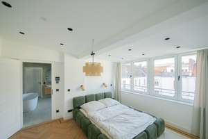 Niebuhrstraße Höhe Bleibtreustraße 5,5-Zi-DG-Whg mit Aufzug EBK u. Terrasse – Niebuhrstraße 76, 10629 Charlottenburg, Berlin – Vorschaubild 5
