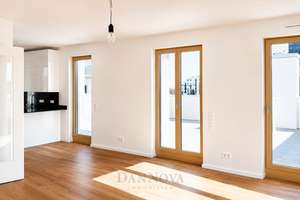 Luxuriöse Penthousewohnung mit Aufzug direkt in die Wohnung und Terrasse mit traumhaftem Parkblick – 60486 Gallus, Frankfurt am Main – Vorschaubild 4