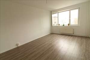 **Sanierte Wohnung in zentraler Lage**