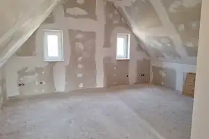 Großes Einfamilienhaus mit großem Grundstück zum fertig gestallten – Zwickau (Kreis) – Vorschaubild 9