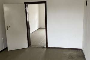 sanierungsbedürftiges Mehrfamilienhaus im Stadtzentrum mit 461 m² Grundstück – Rostocker Straße 6, 18195 Tessin – Vorschaubild 11