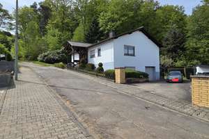 Charmanter Bungalow mit großem Garten und Potenzial - von Privat – Die vollständige Adresse der Immobilie erhältst du vom Anbieter., 66851 Hauptstuhl – Vorschaubild 4