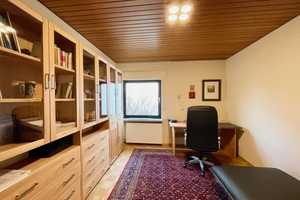 Geschmackvolles Architektenhaus mit offener Galerie • Eingangsbereich mit Kamin • Laubenheim – Mainz – Vorschaubild 19