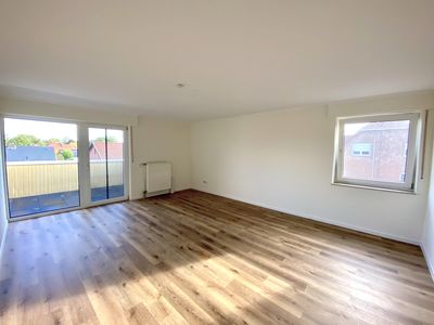 helle 99m² 3 Zi. Wohnung im 2. OG mit Süd-Loggia in Rahden