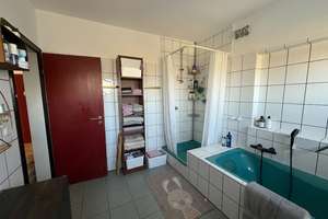 Viel Platz für die ganze Familie – Wohnhaus mit Einliegerwohnung in Wiesbaden-Delkenheim – Die vollständige Adresse der Immobilie erhältst du vom Anbieter., 65205 Delkenheim, Wiesbaden – Vorschaubild 12