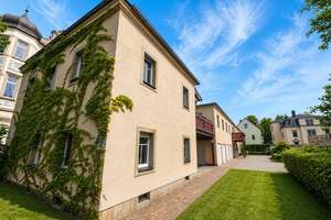 HAUS IM HAUS MIT BALKON + GARTEN IN BLASEWITZ