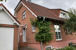 Gepflegte Doppelhaushälfte mit Garage in Paderborn – Die vollständige Adresse der Immobilie erhältst du vom Anbieter., 33102 Kernstadt, Paderborn – Vorschaubild 1
