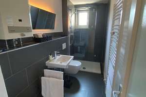 Maisonette Wohnung mit Dachterasse im Lehel befristet bis Herbst 27 – Die vollständige Adresse der Immobilie erhältst du vom Anbieter., 80538 Englischer Garten, München – Vorschaubild 4