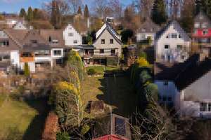 Charmantes Einfamilienhaus mit Doppelgarage und schönem Grundstück in Gummersbach-Windhagen! – Die vollständige Adresse der Immobilie erhältst du vom Anbieter., 51647 Gummersbach – Vorschaubild 5
